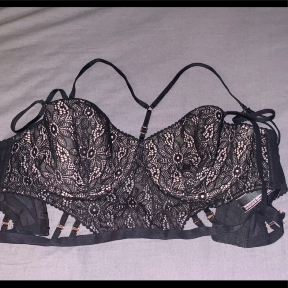 VS Bralette with design
